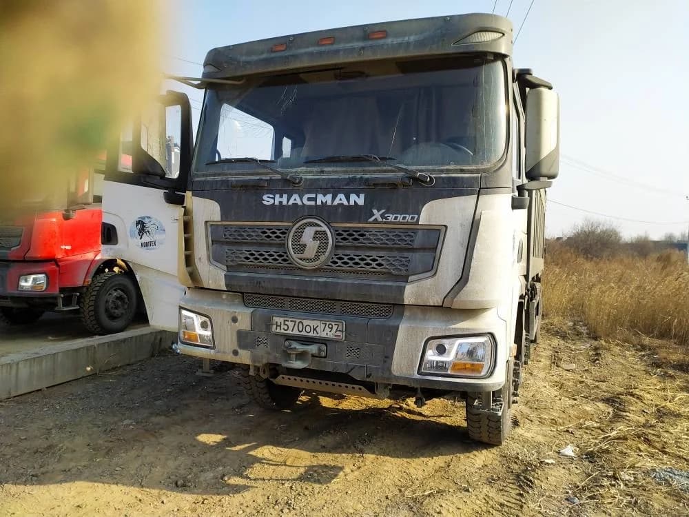 SHACMAN SX33186W366C