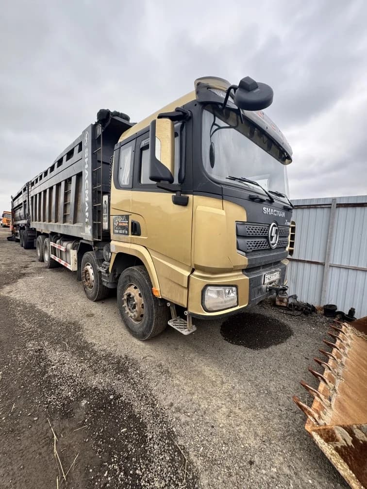 SHACMAN SX33186V366