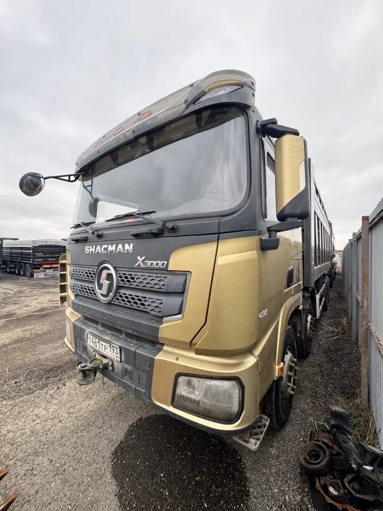 SHACMAN SX33186V366