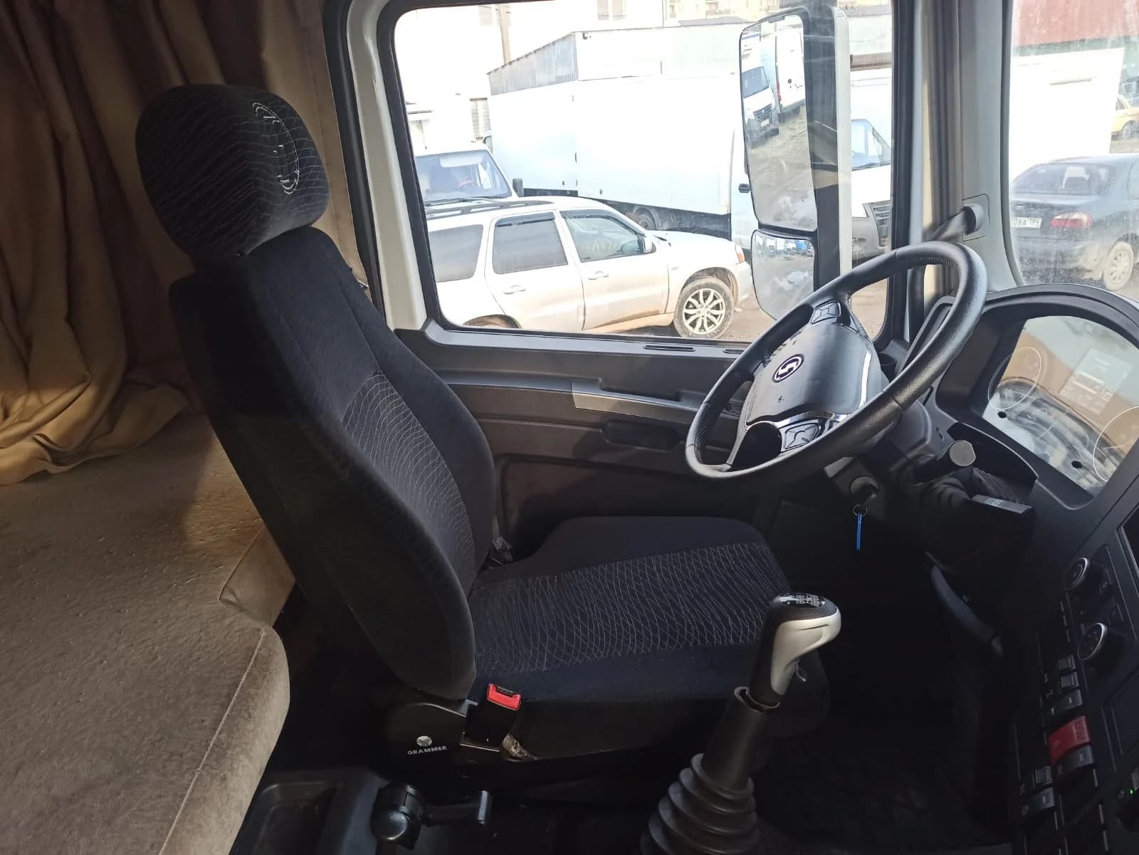 SHACMAN SX33186W366C