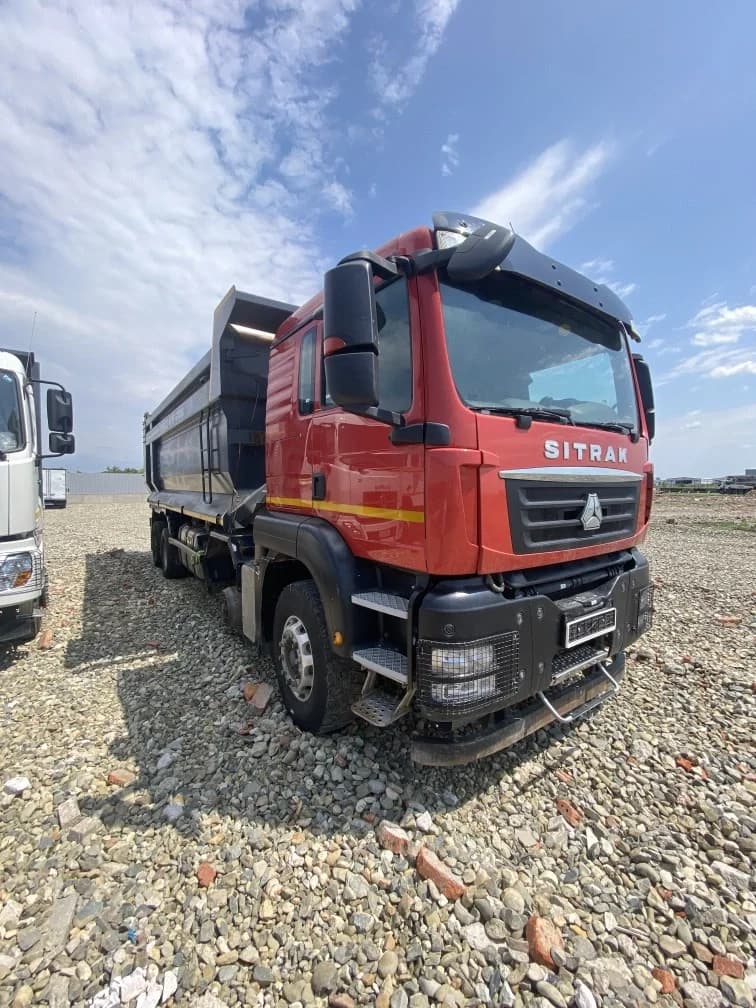 SITRAK C7H
