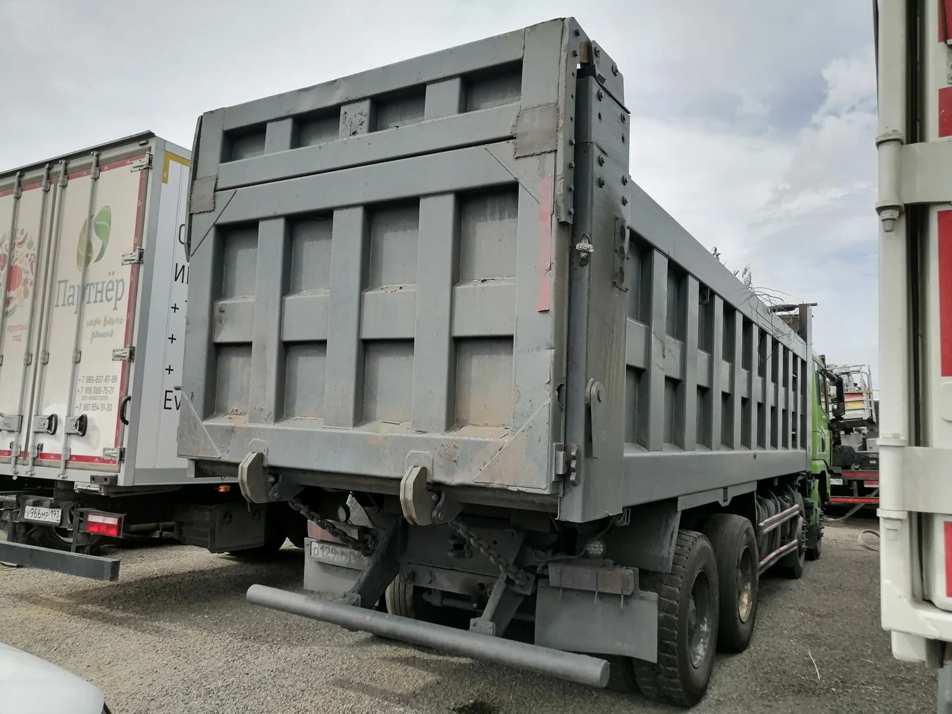 SHACMAN SX33186W366C