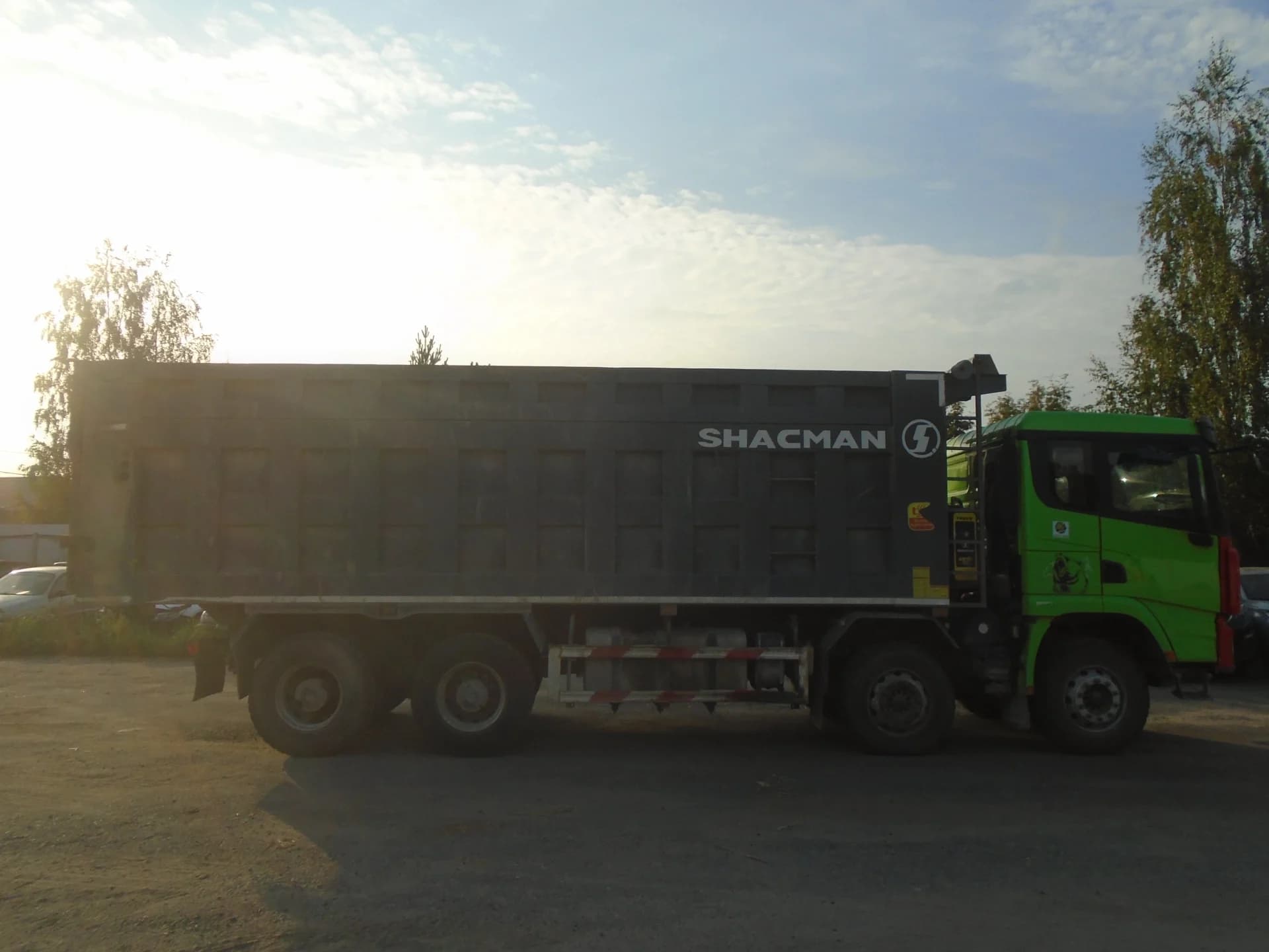 SHACMAN SX33186W366C