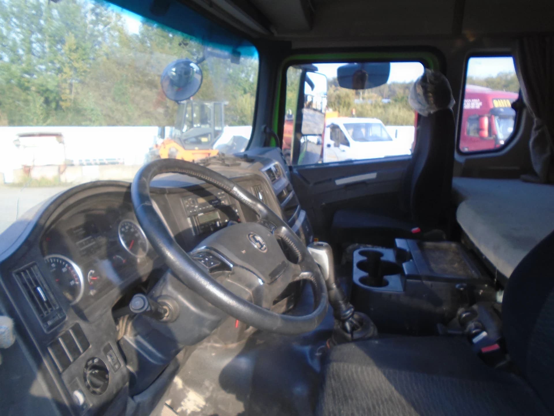 SHACMAN SX33186W366C