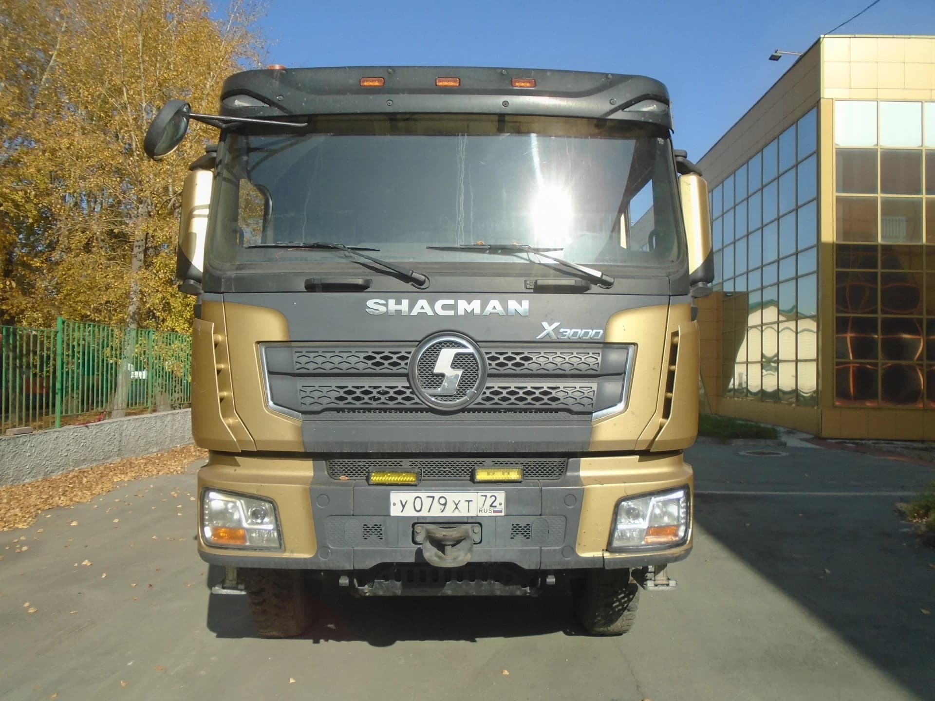 SHACMAN SX33186T366C