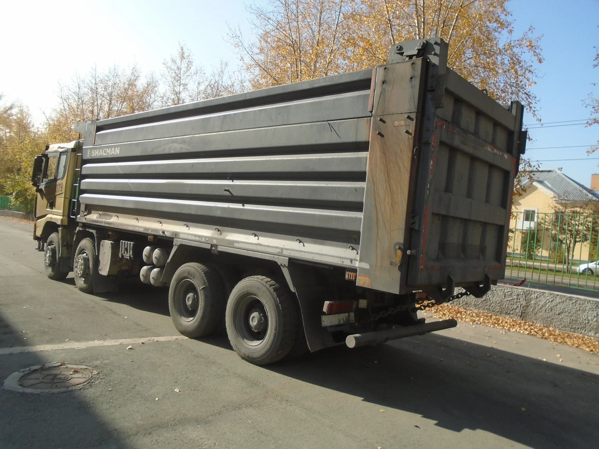 SHACMAN SX33186T366C