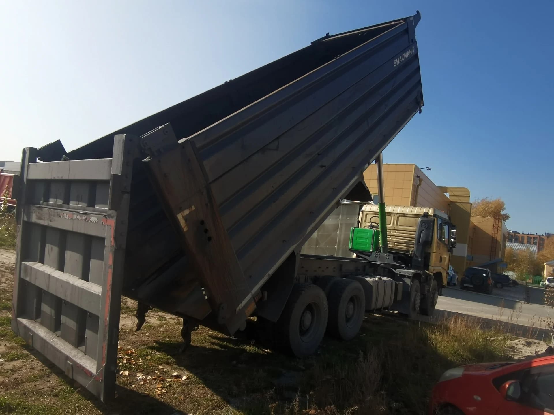 SHACMAN SX33186T366C