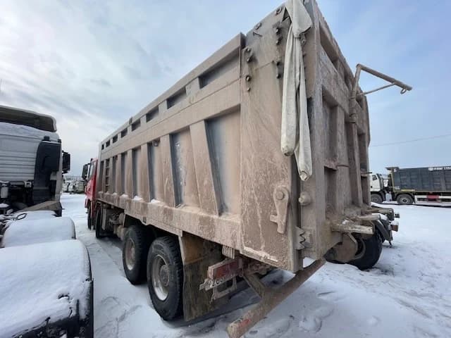 SHACMAN SX33186W366C