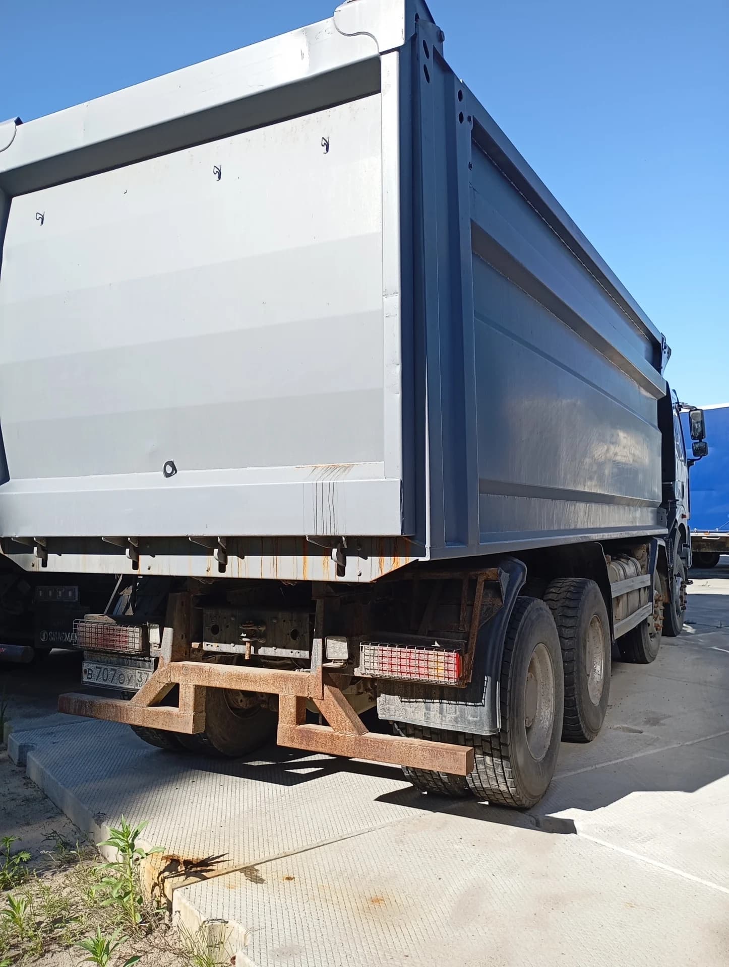 FAW J6