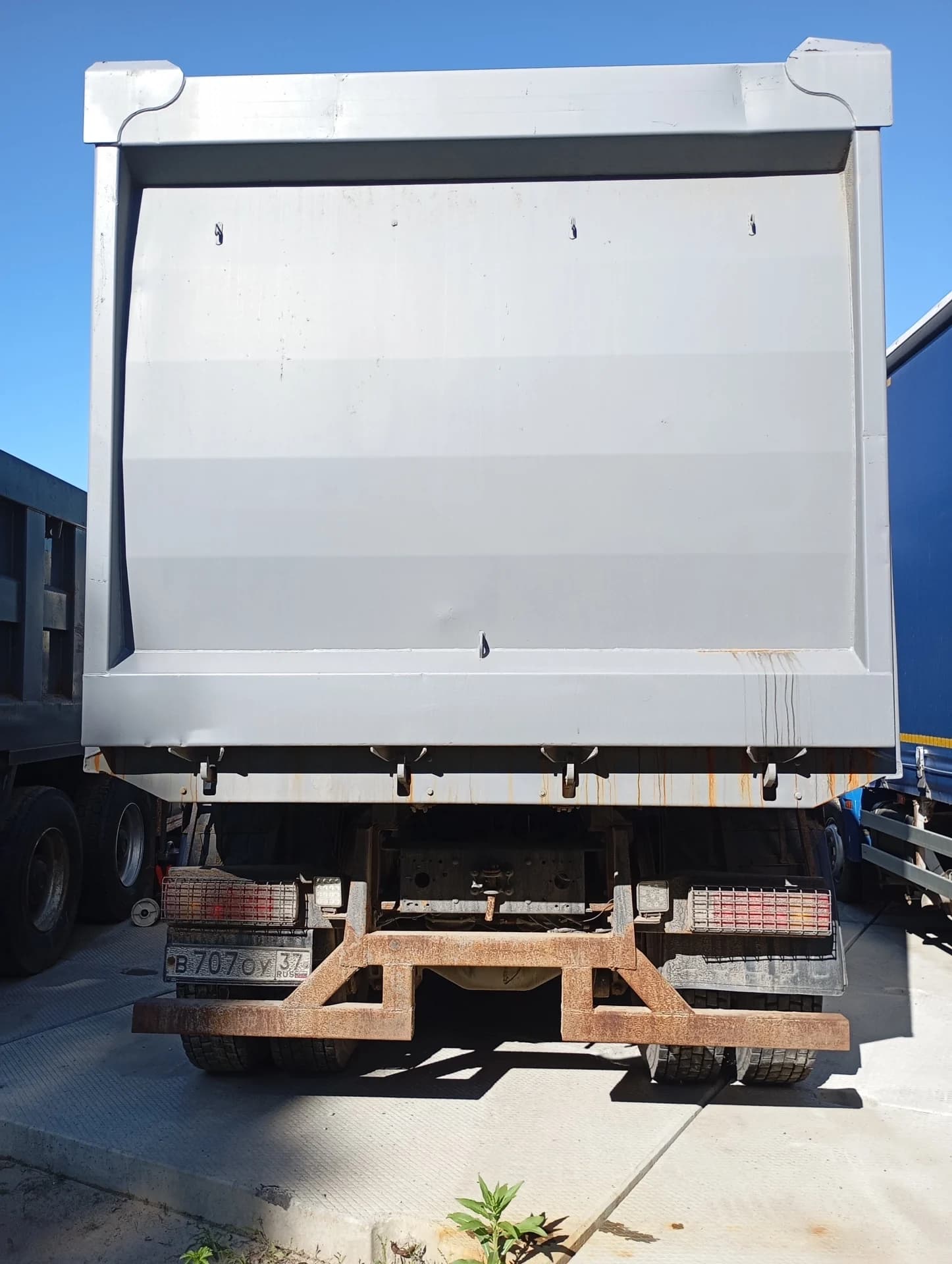 FAW J6