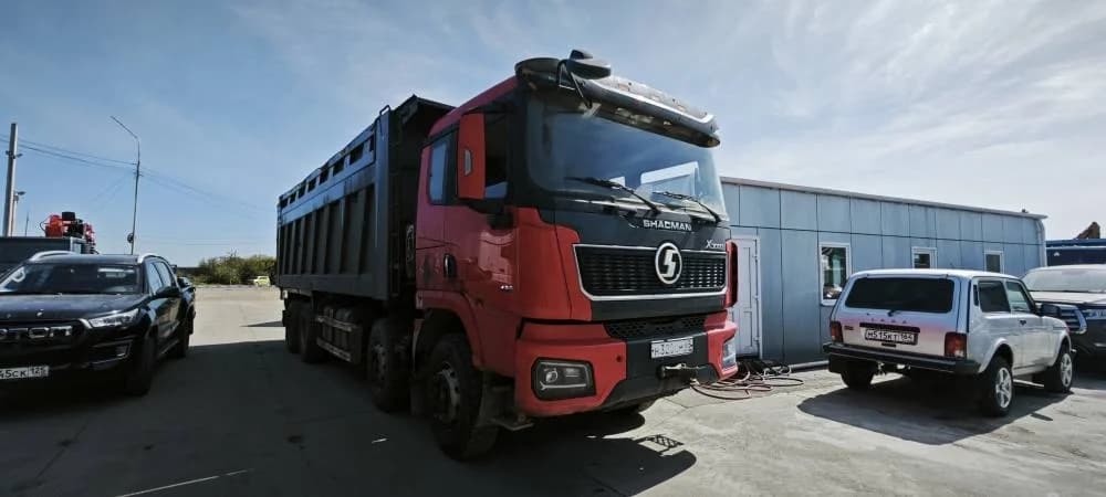 SHACMAN SX33186V366