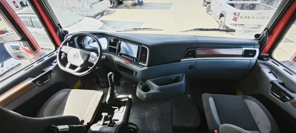 SHACMAN SX33186V366