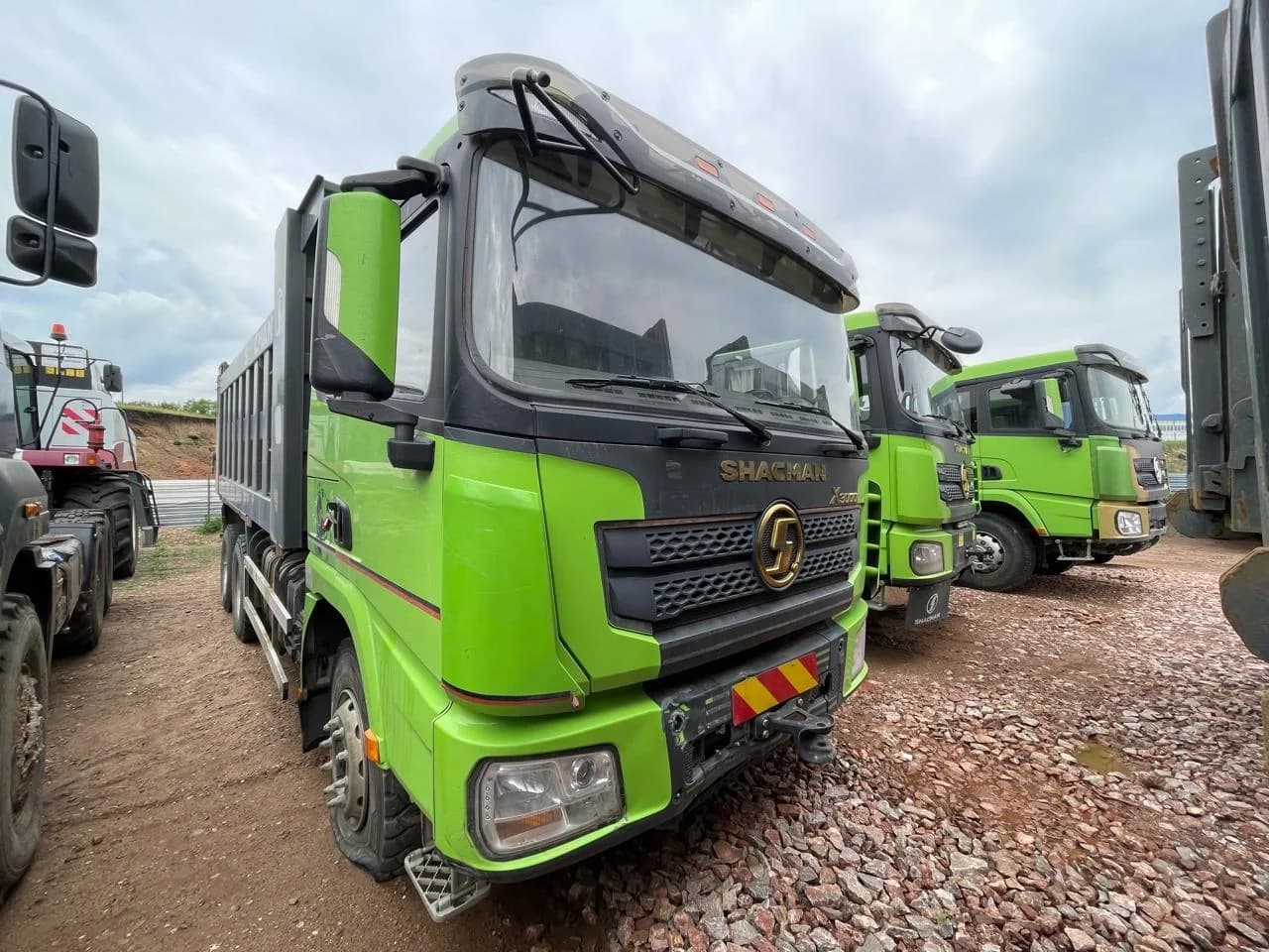 SHACMAN SX32586T384C