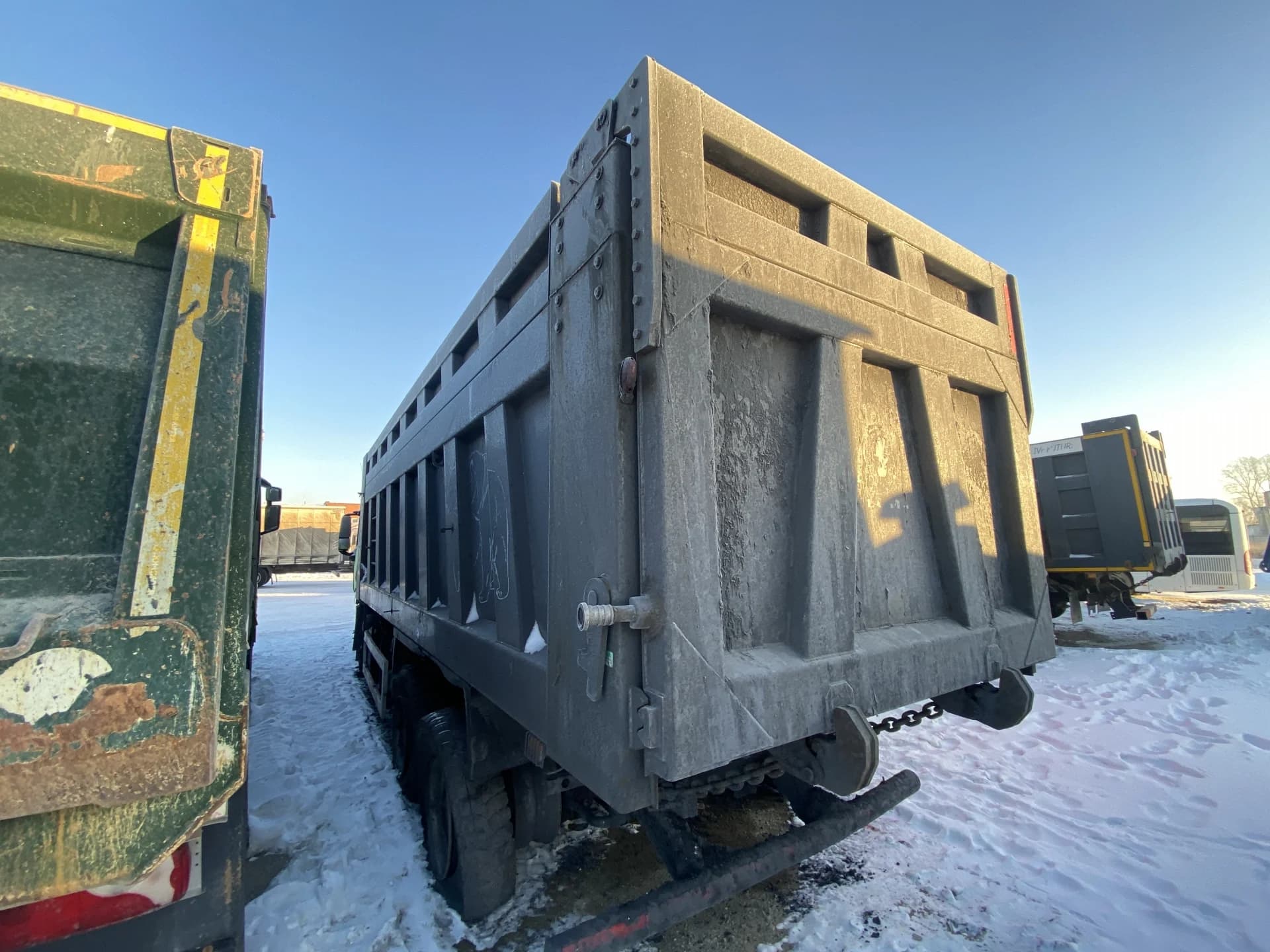 SHACMAN SX33186V366