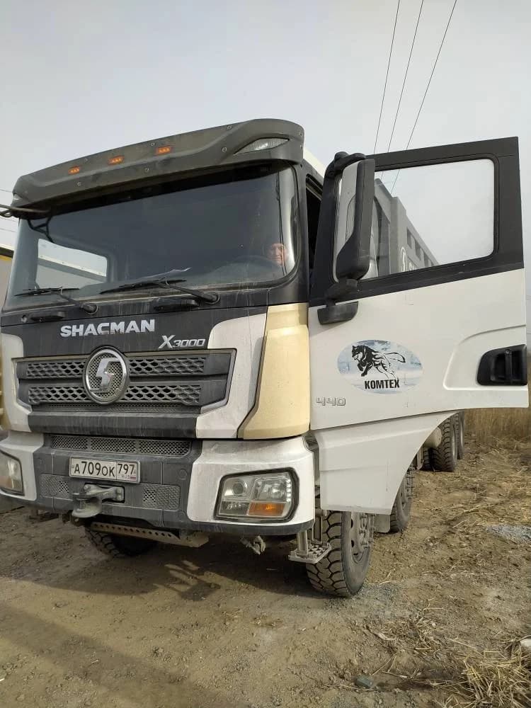 SHACMAN SX33186W366C