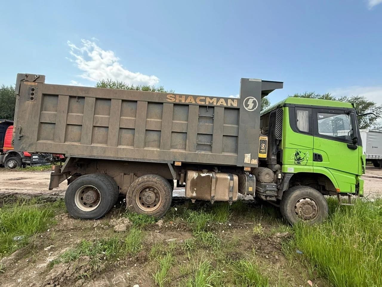 SHACMAN SX32586V385