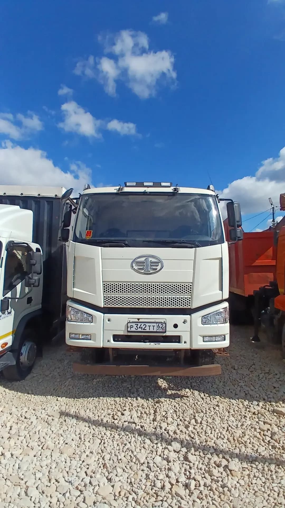 FAW J6