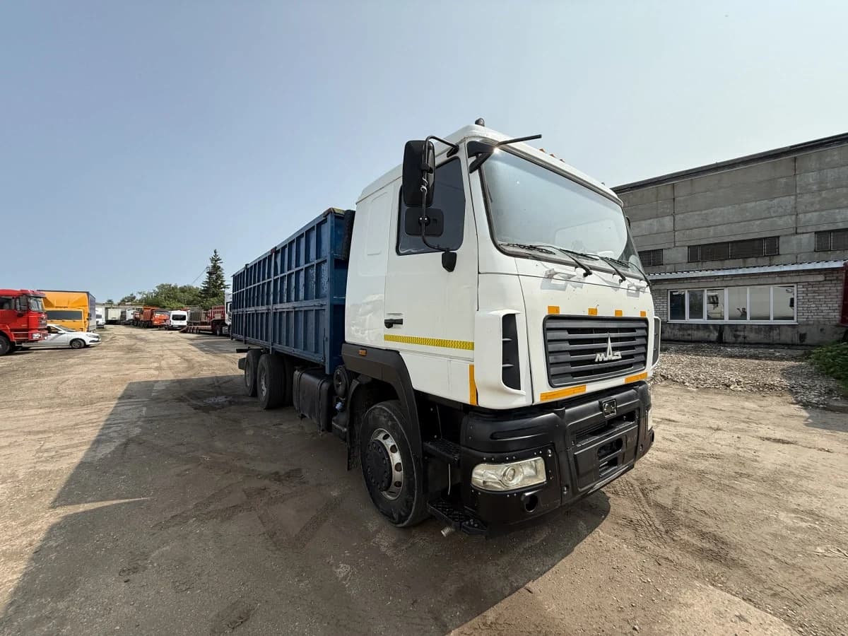 МАЗ 6501C9