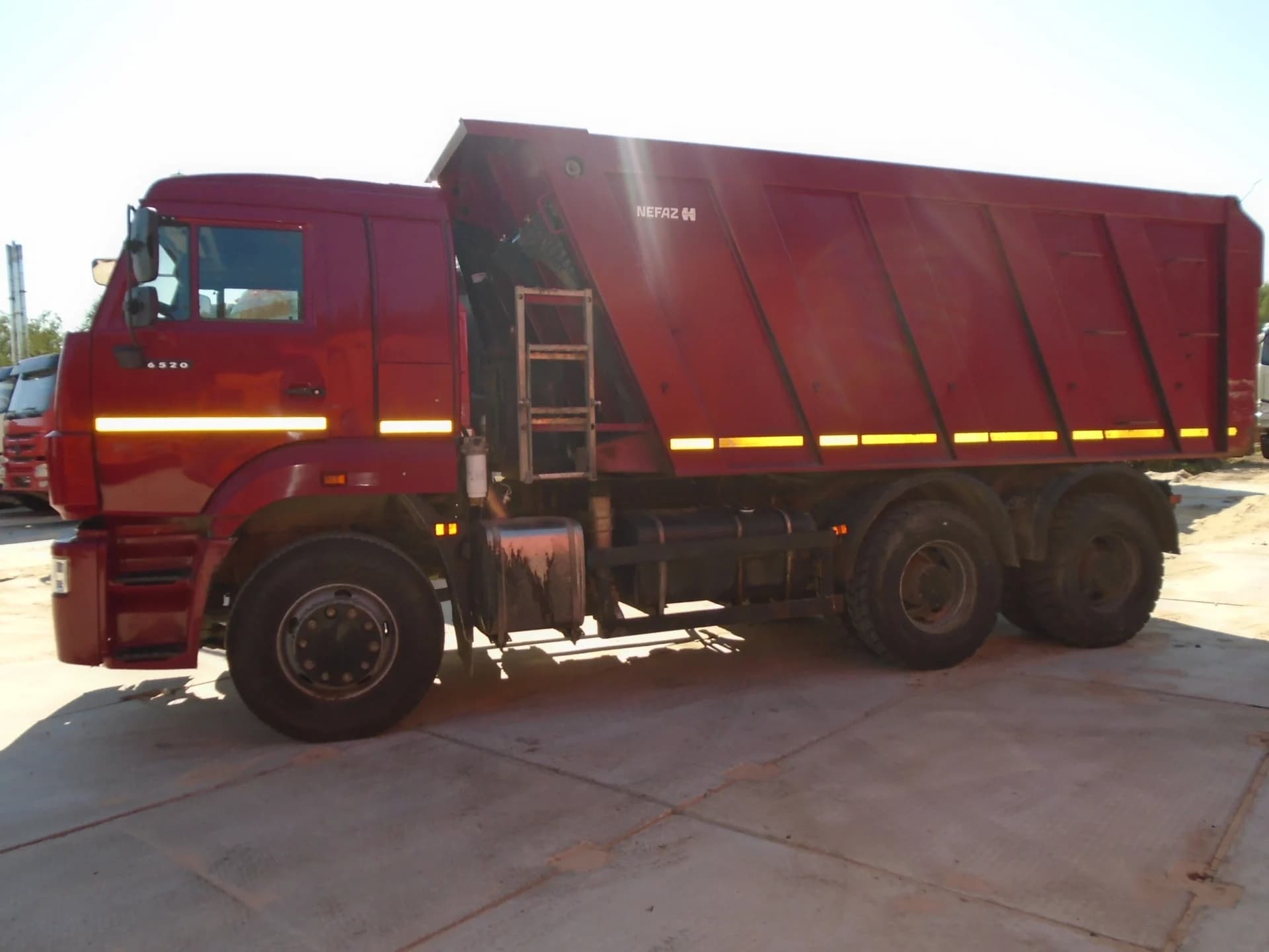 КамАЗ 6520