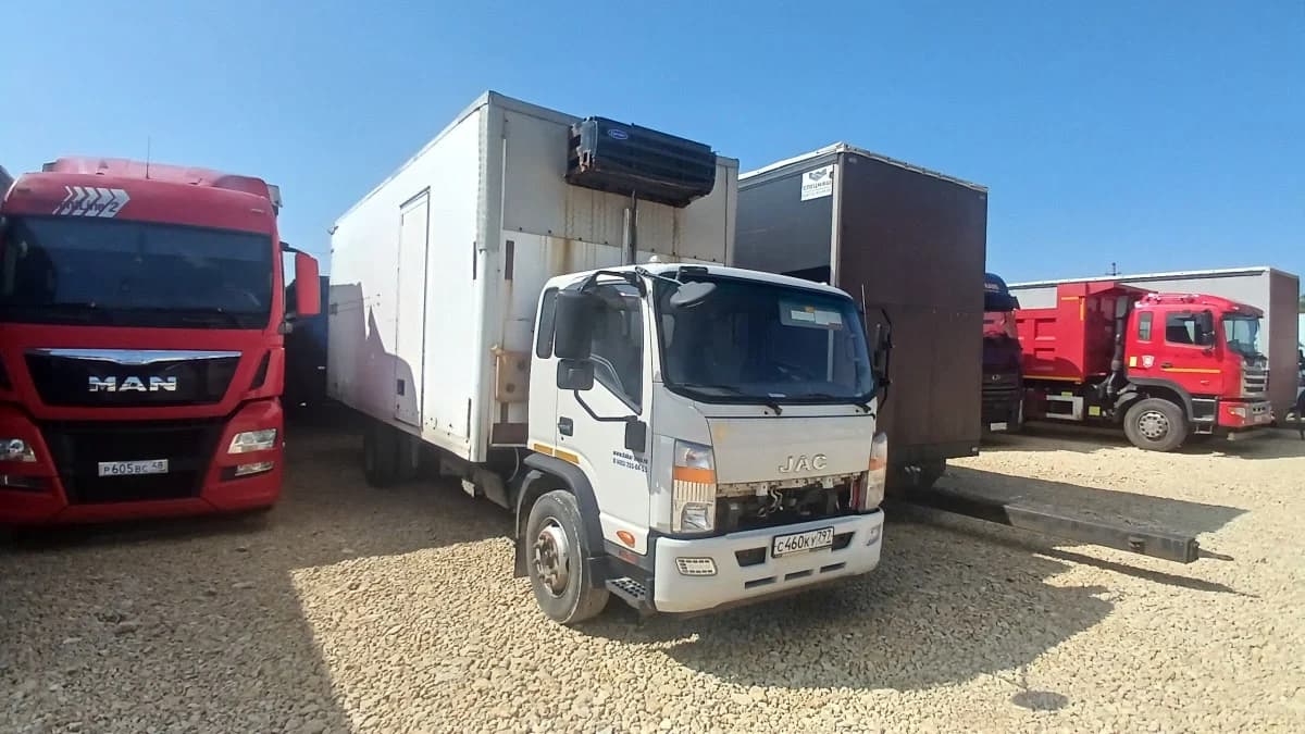 JAC N120