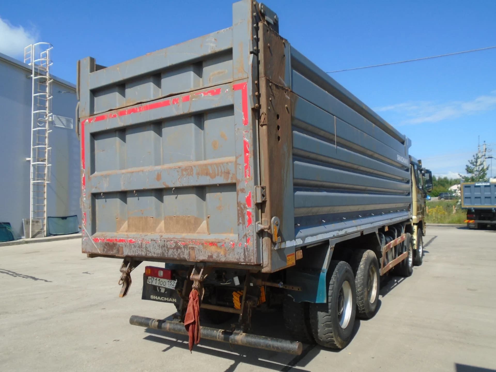 SHACMAN SX33186T366C