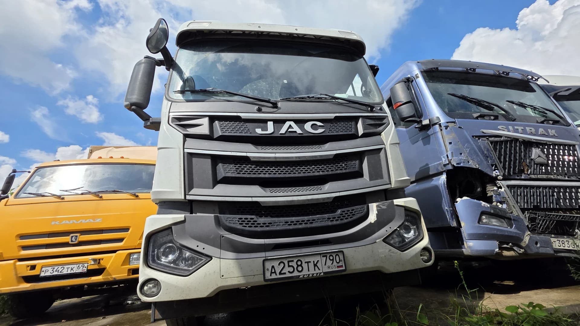 JAC N200