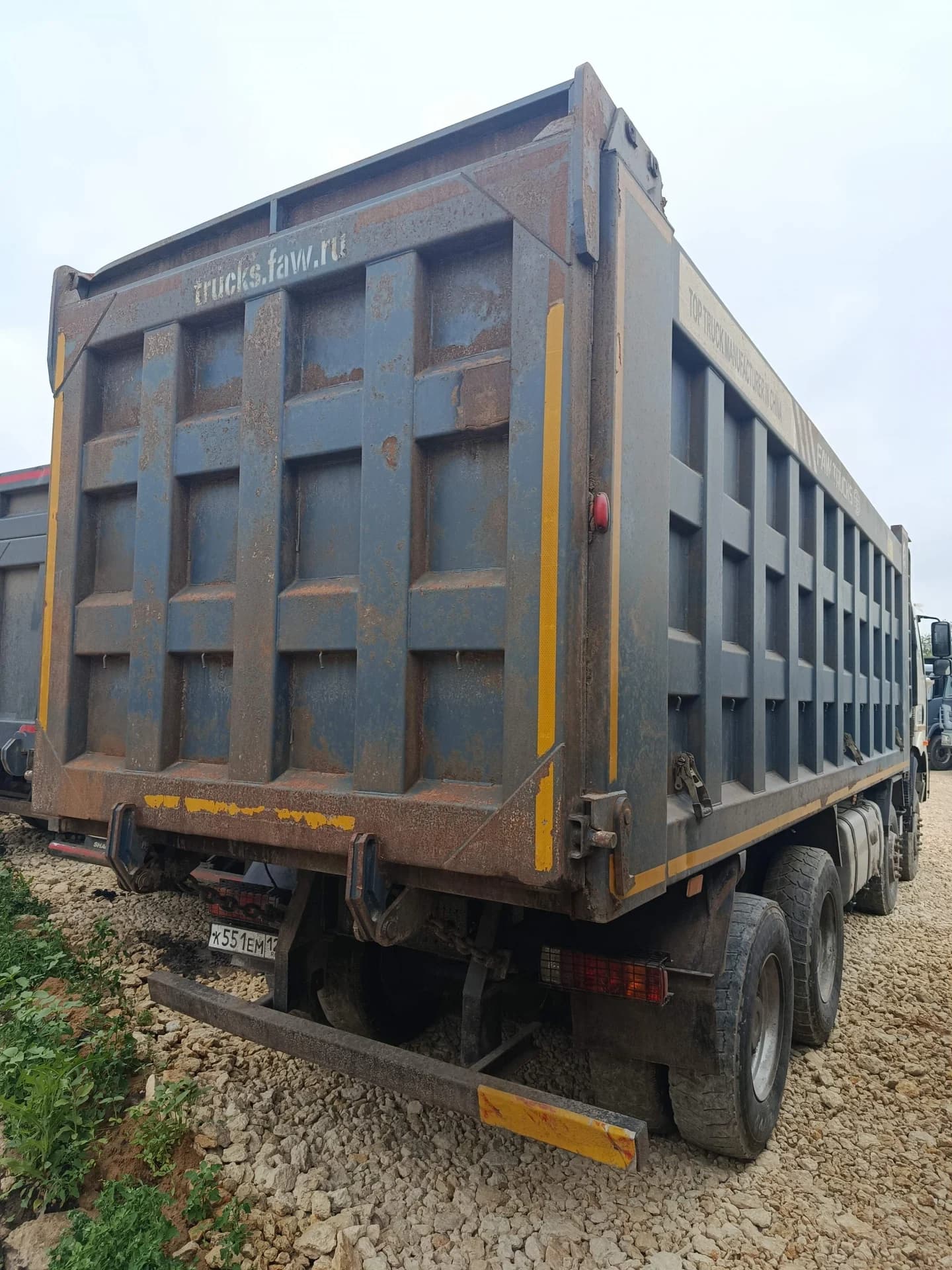 FAW J6