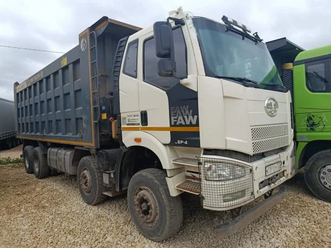 FAW J6