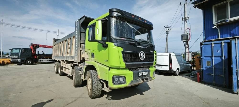 SHACMAN SX33186W366C