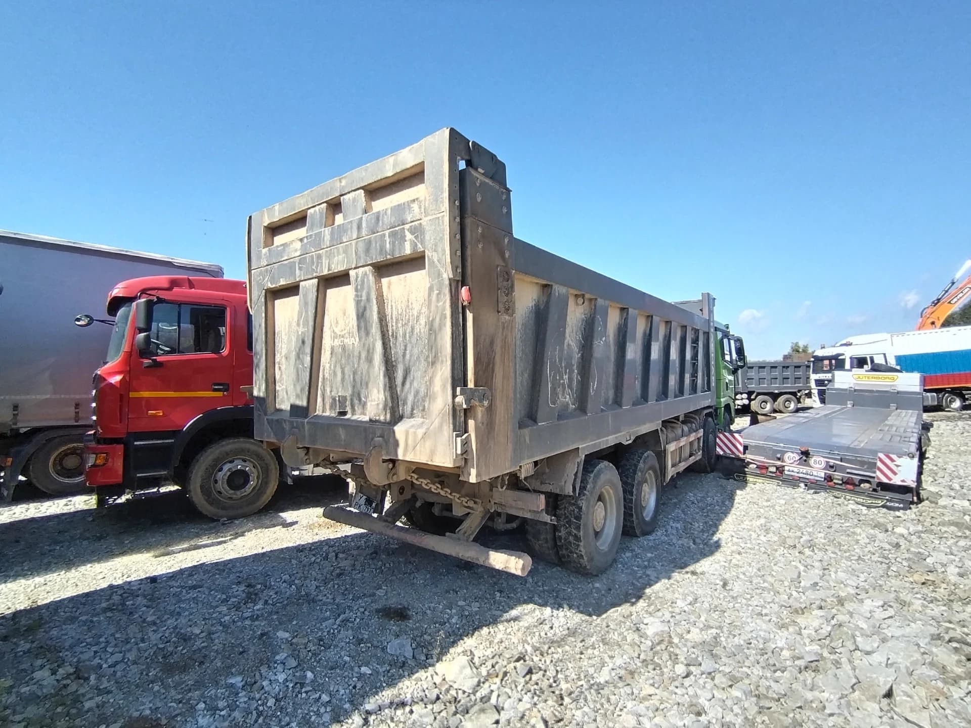 SHACMAN SX33186W366C