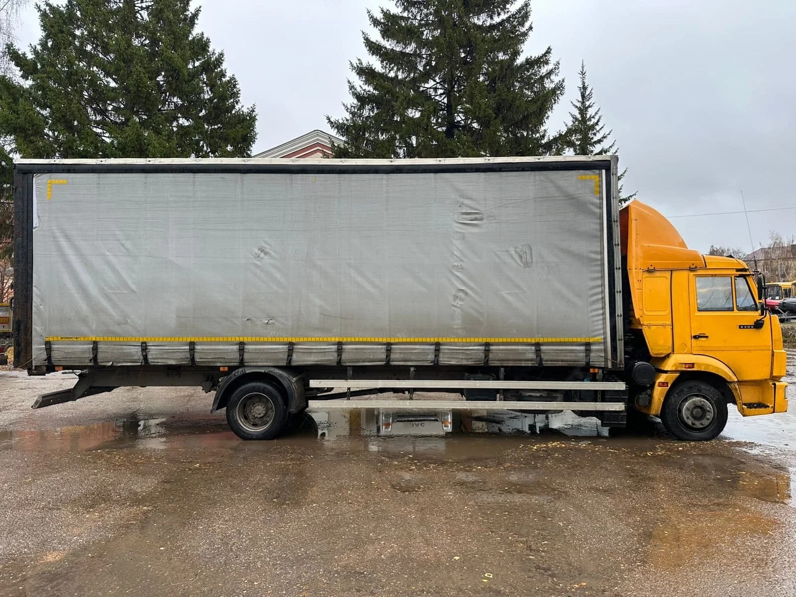 КамАЗ 4308