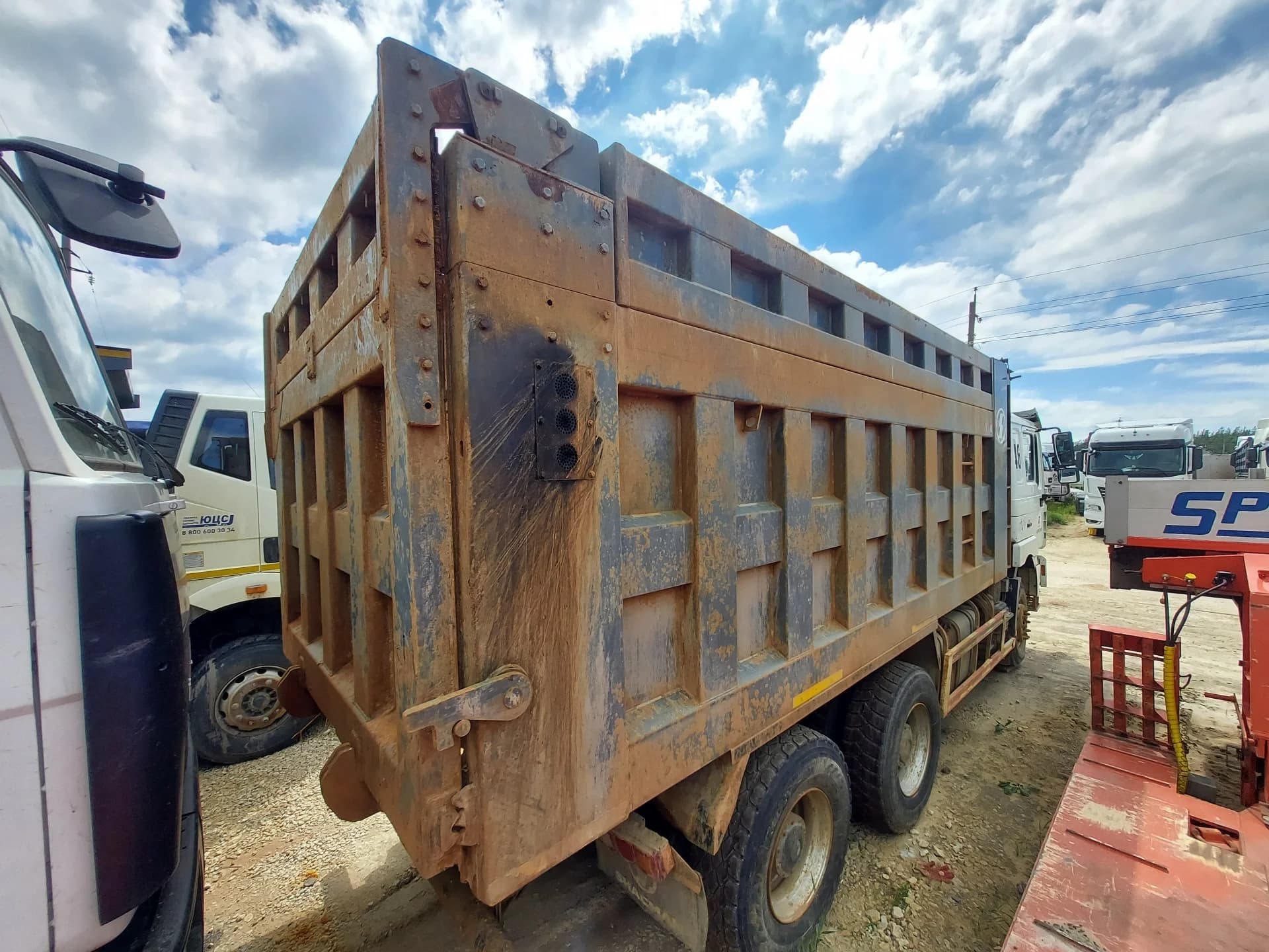 SHACMAN SX3258DT384C