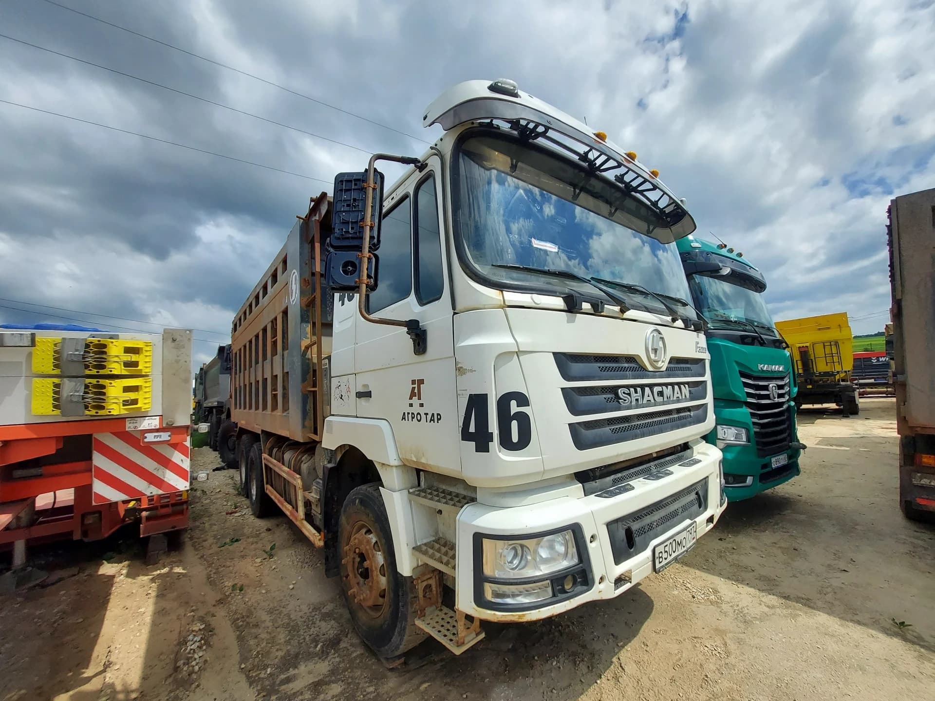 SHACMAN SX3258DT384C