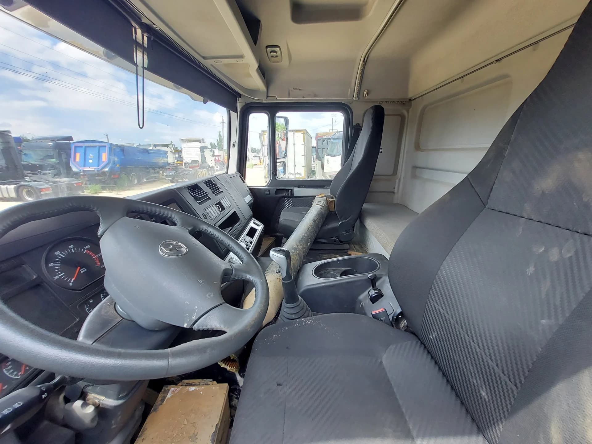 SHACMAN SX3258DT384C