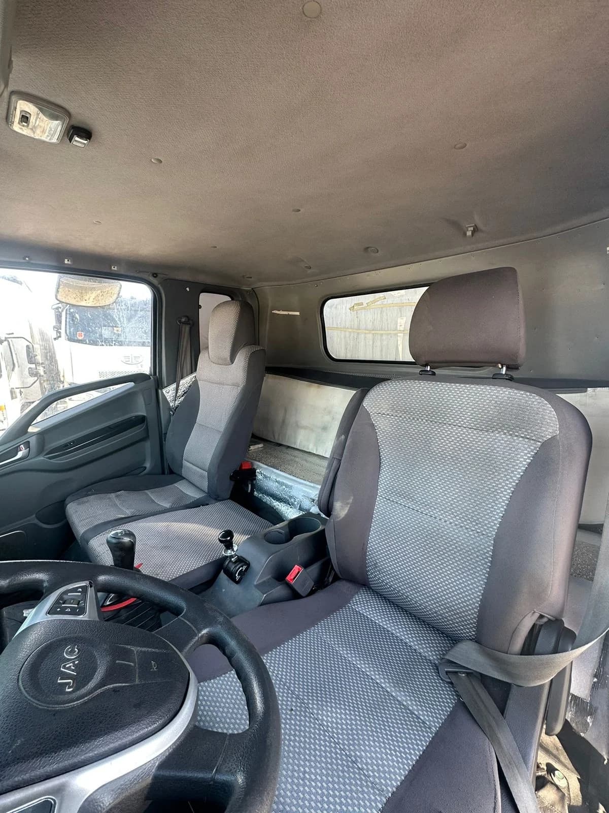 JAC N120