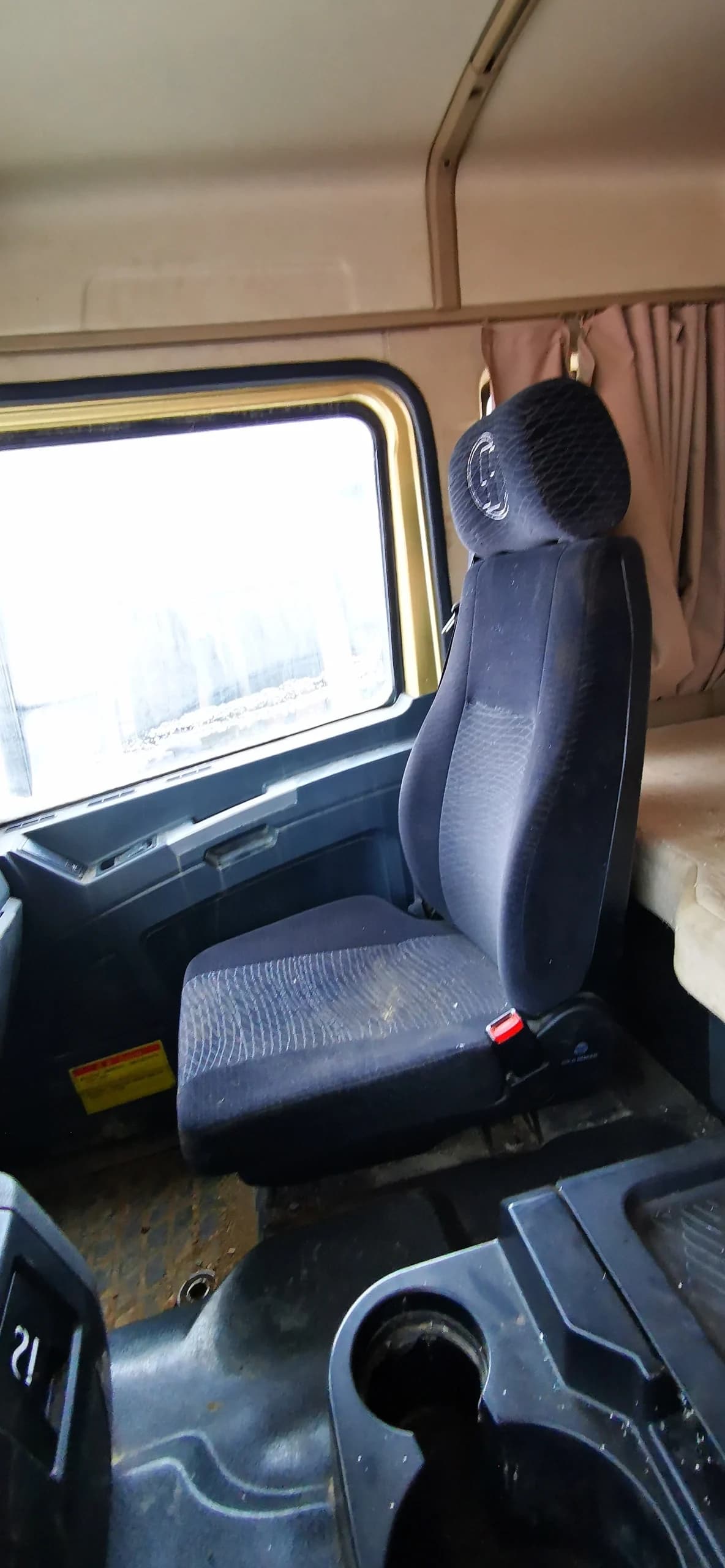 SHACMAN SX32586V385