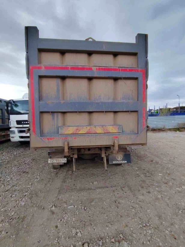 SHACMAN SX33186T366C