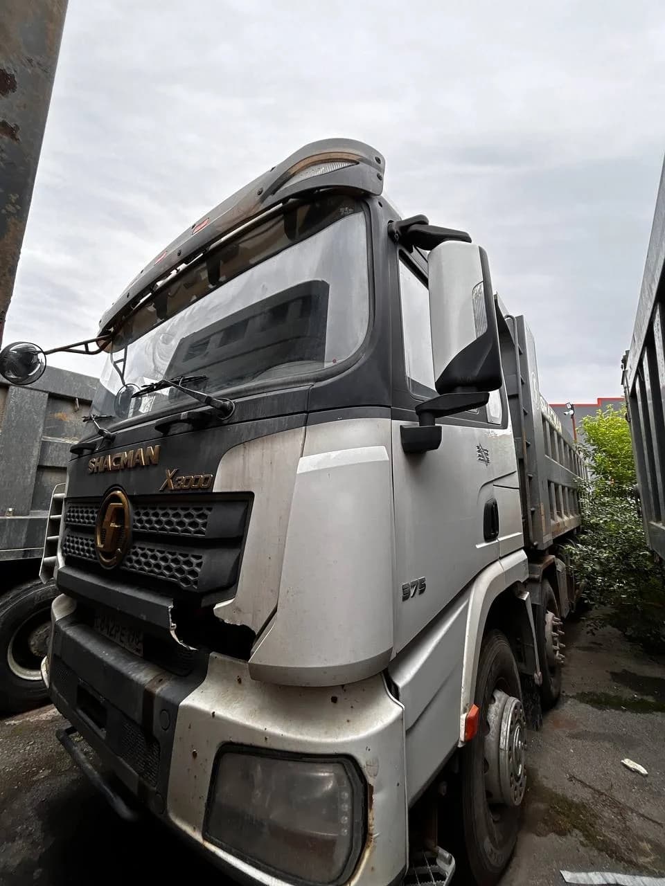 SHACMAN SX33186T366