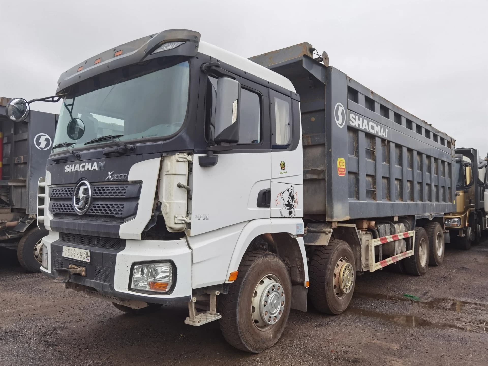 SHACMAN SX33186W366C