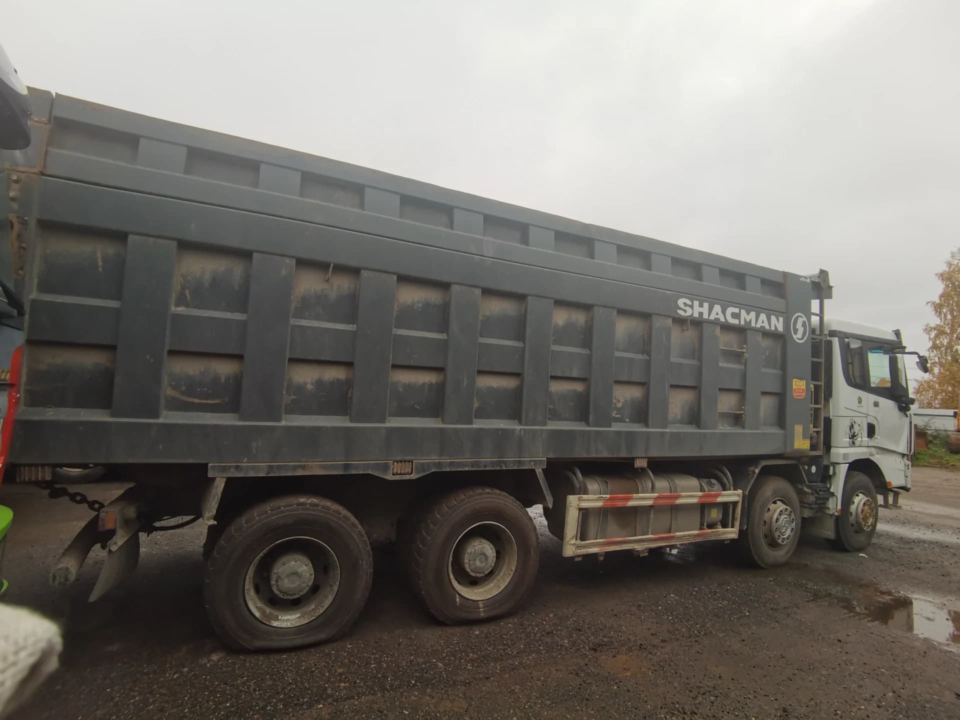SHACMAN SX33186W366C