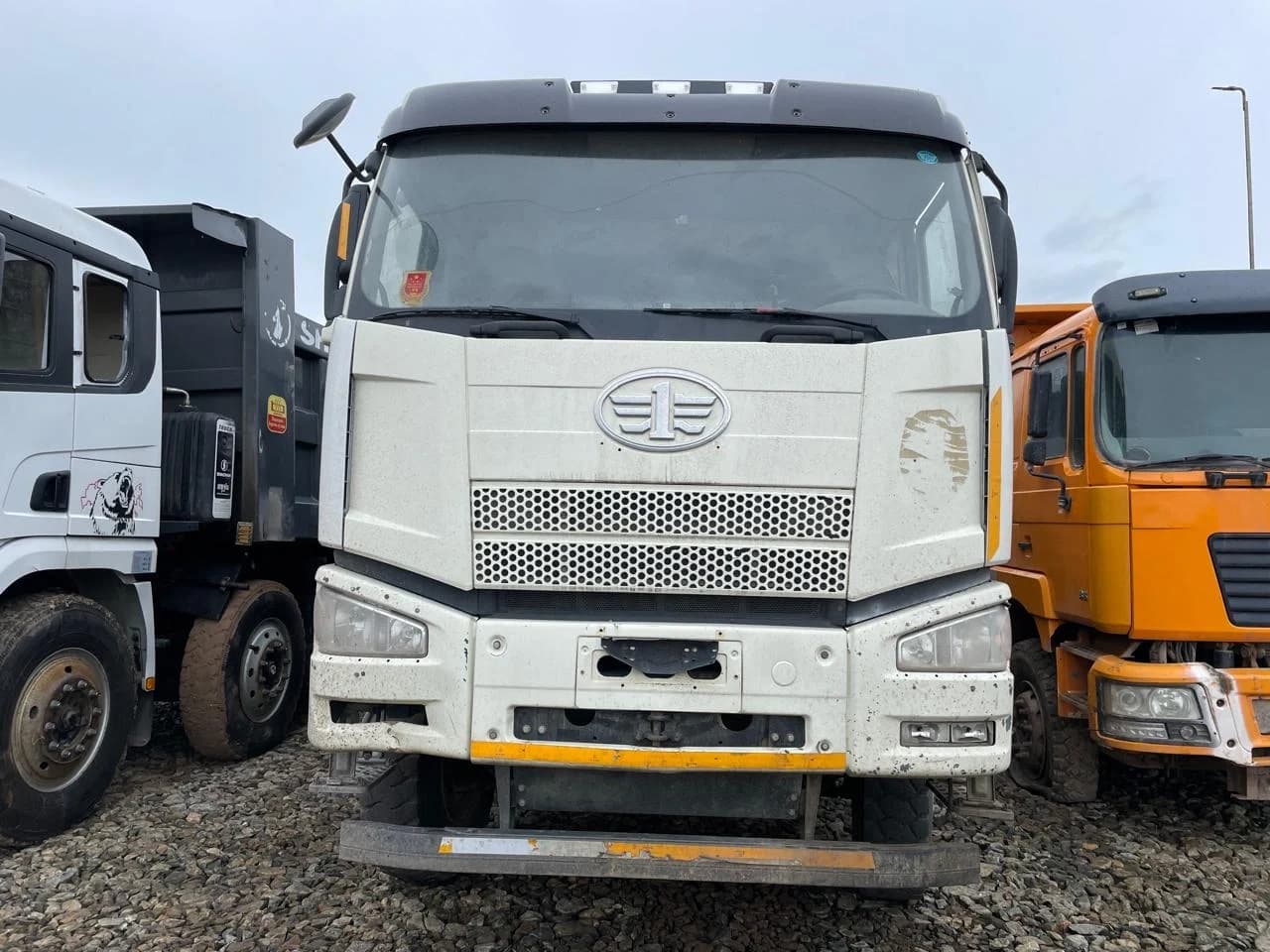 FAW J6