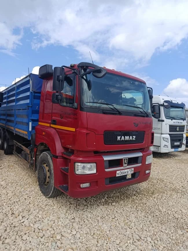 КамАЗ 65207