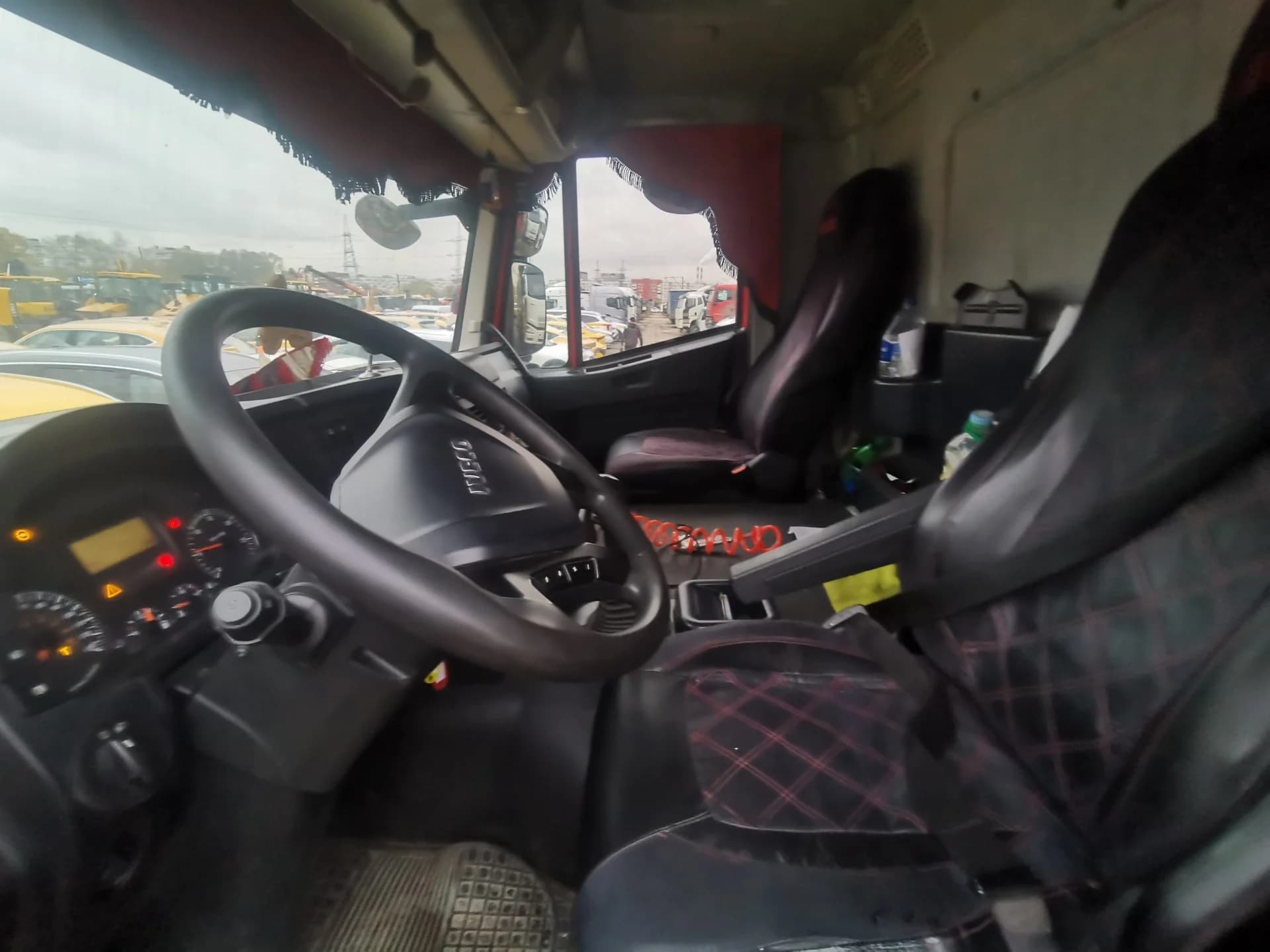 IVECO Trakker