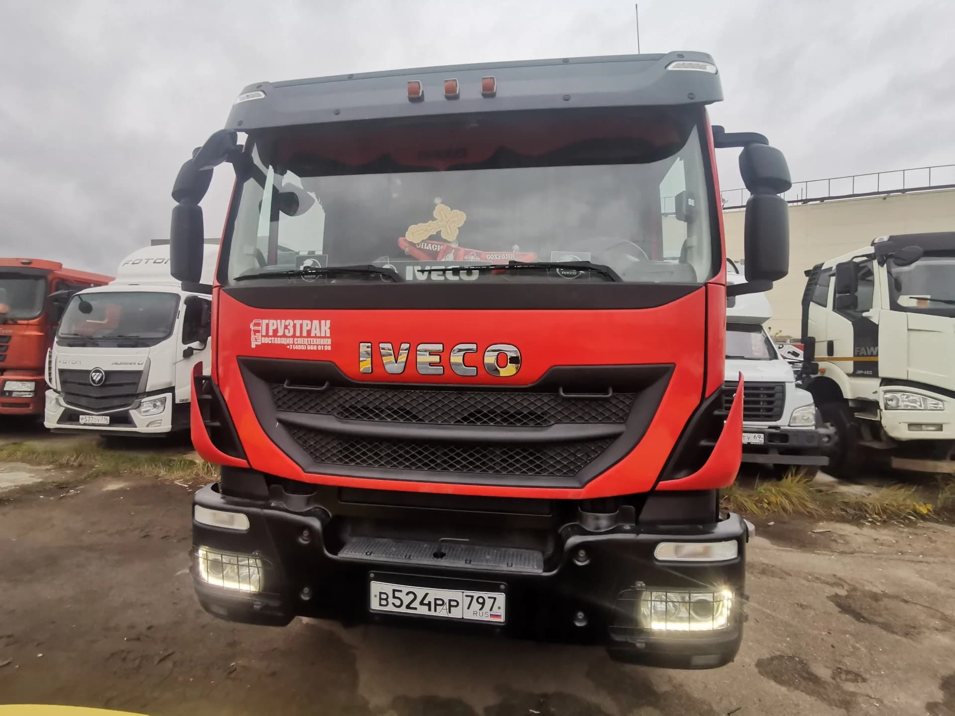 IVECO Trakker