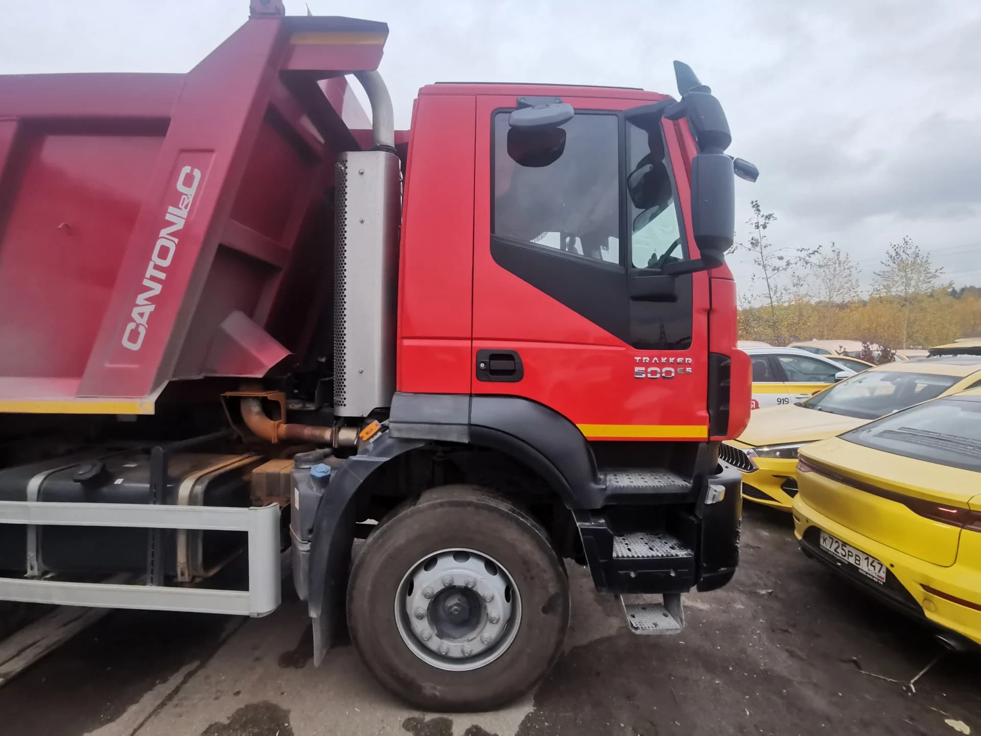 IVECO Trakker