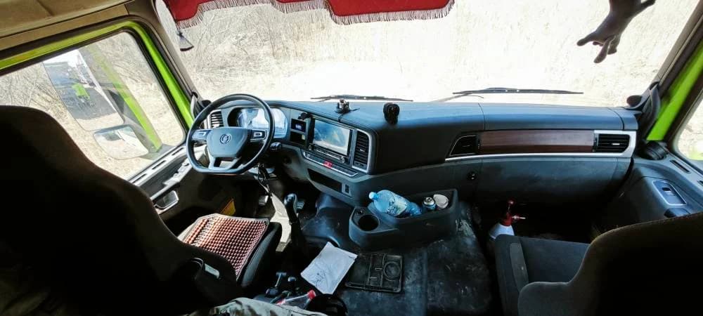 SHACMAN SX33186V366