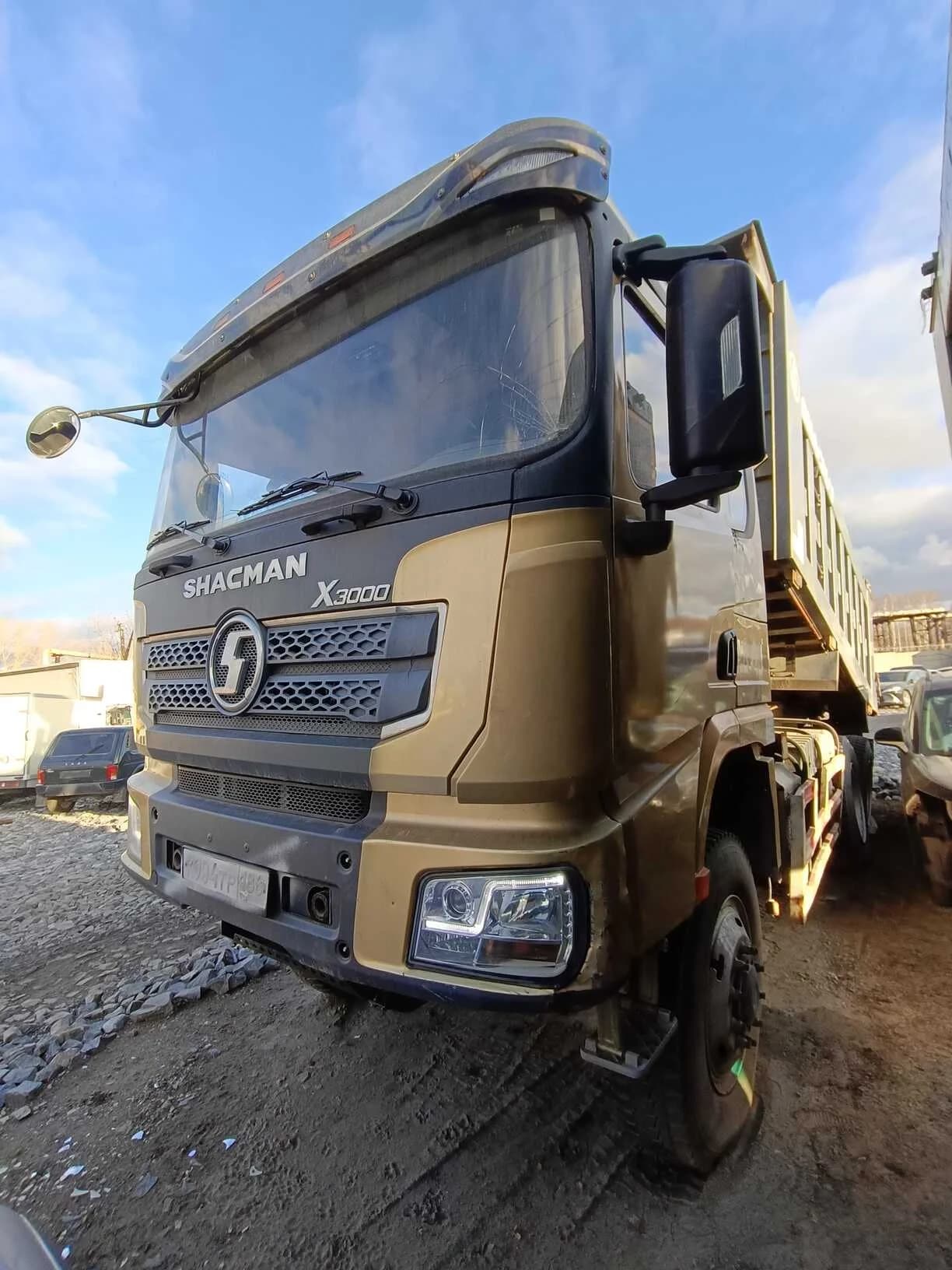 SHACMAN SX32586V385