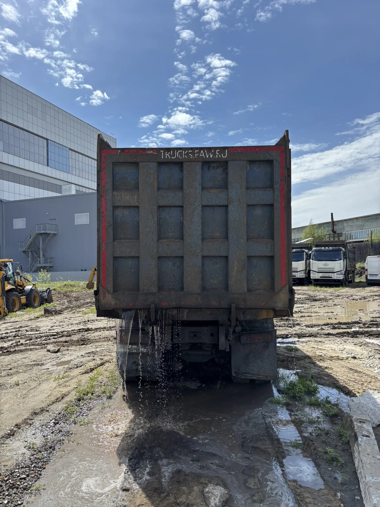 FAW J6