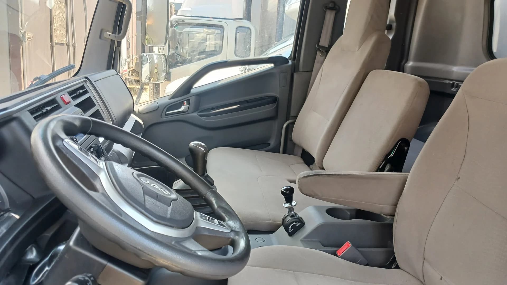 JAC N120N