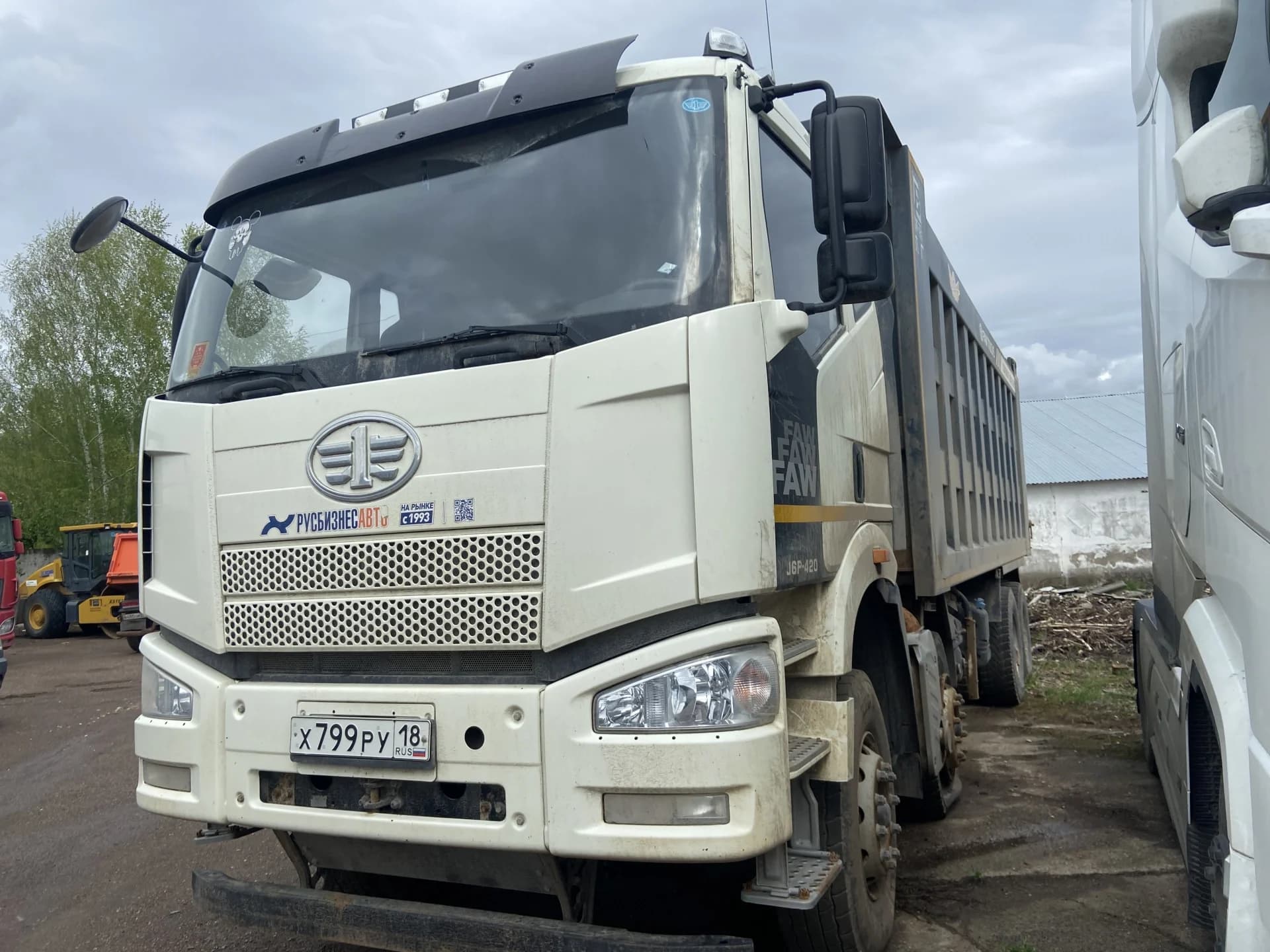 FAW J6